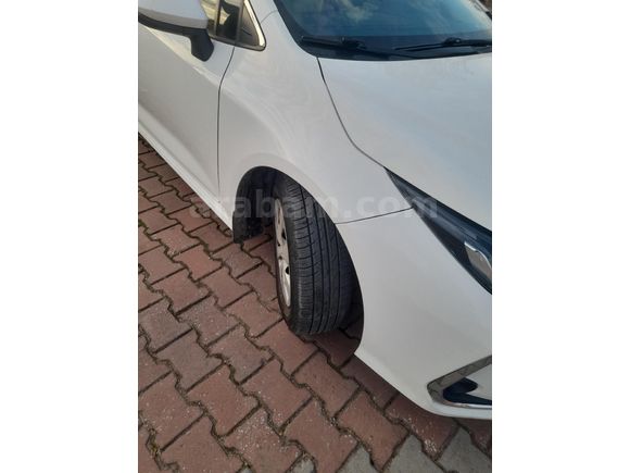 KAR BEYAZ TOYOTA