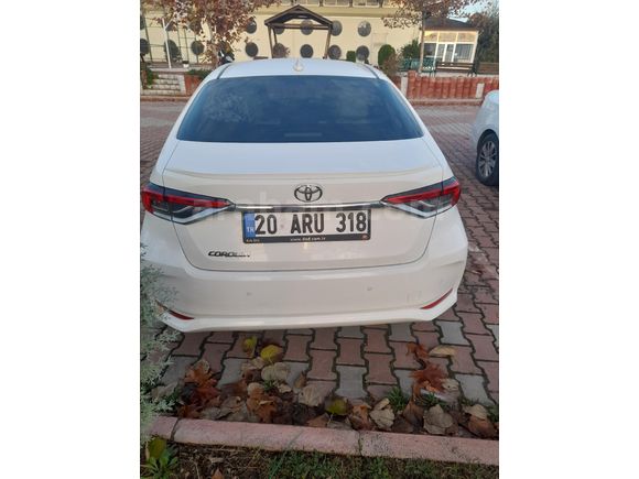 KAR BEYAZ TOYOTA