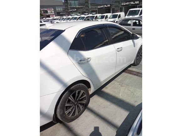 Sahibinden Toyota Corolla 1.4 D-4D Advance 2016 Model