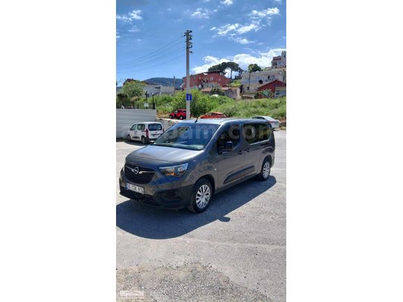 PARK35' DEN 2022 MODEL OPEL COMBO 1.5D HATASIZ BOYASIZ