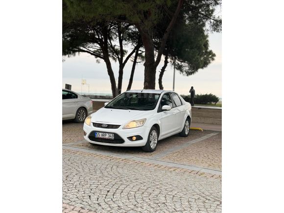 Sahibinden Ford Focus 1.6 TDCi Trend 2008 Model  307.000 km Beyaz
