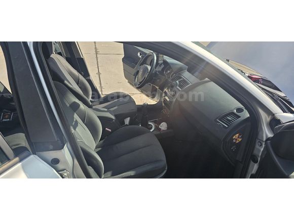 Sahibinden Renault Megane 1.5 dCi Dynamique 2006 Model
