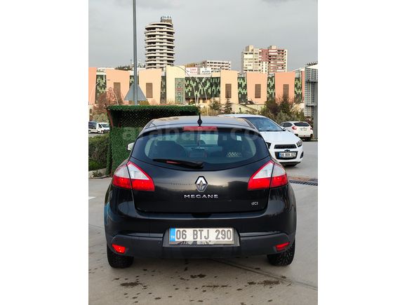 Sahibinden Renault Megane 1.5 dCi Joy 2014 Model  