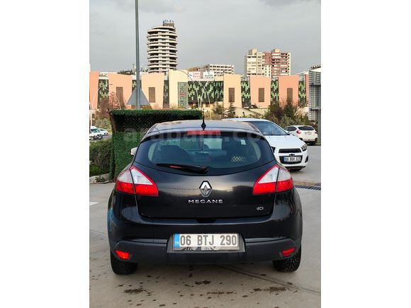 Sahibinden Renault Megane 1.5 dCi Joy 2014 Model  