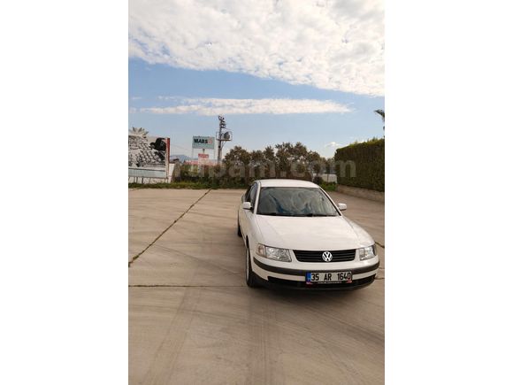 Orjinal Passat B5 temiz sahibinden