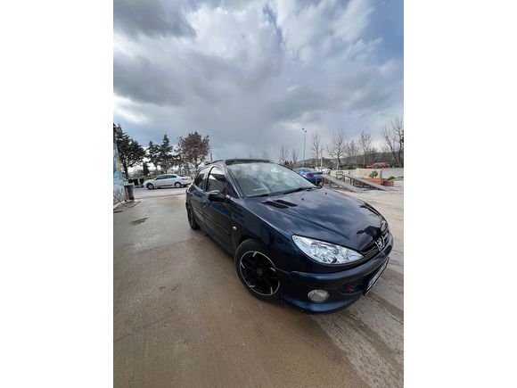 Sahibinden Peugeot 206 1.6 XT 2000 Model 
