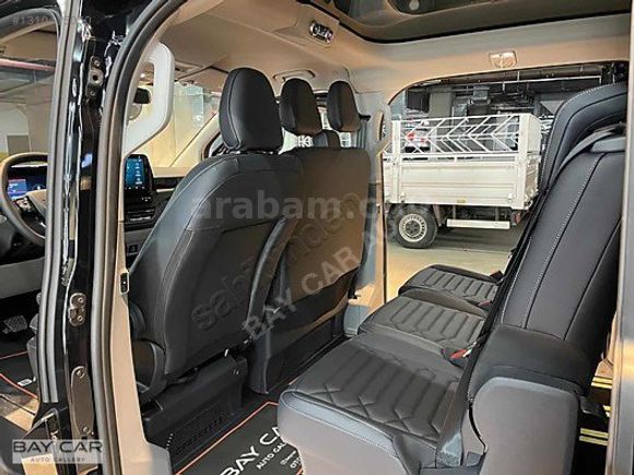 BAY CAR'DAN 2025 FORD TOURNEO CUSTOM TİTANYUM PLUS