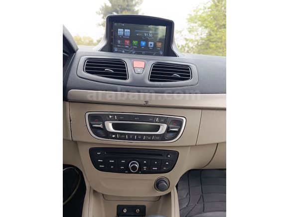 SSS CARS TAN RENAULT MEGANE 1.6 OTOMATİK EXPRESSİON