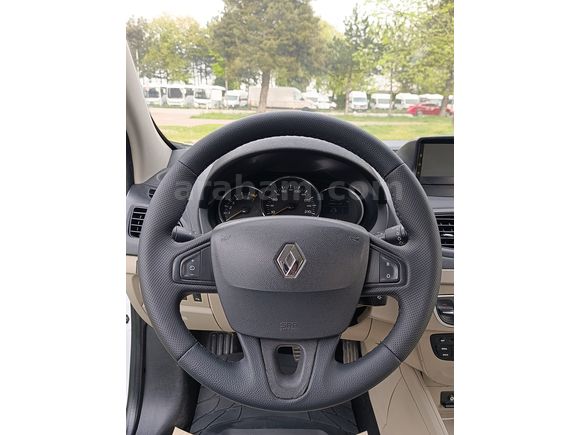 SSS CARS TAN RENAULT MEGANE 1.6 OTOMATİK EXPRESSİON