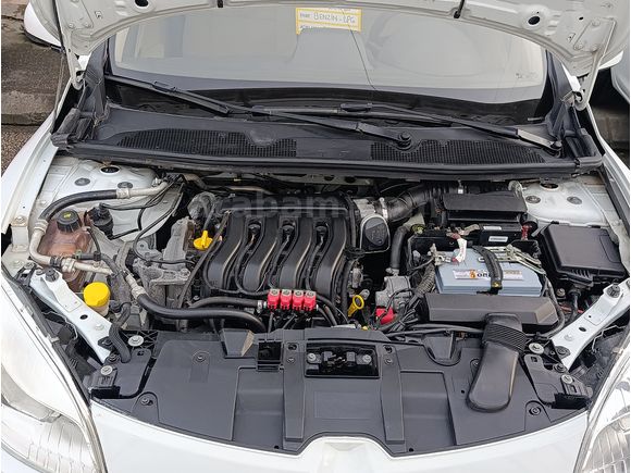 SSS CARS TAN RENAULT MEGANE 1.6 OTOMATİK EXPRESSİON