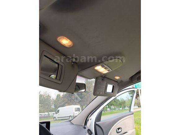 SSS CARS TAN RENAULT MEGANE 1.6 OTOMATİK EXPRESSİON