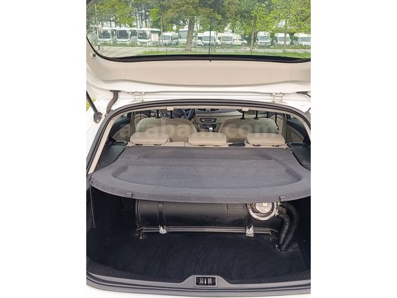 SSS CARS TAN RENAULT MEGANE 1.6 OTOMATİK EXPRESSİON