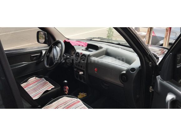Sahibinden Peugeot Partner 2.0 HDI 2006 Model  270.000 km Siyah