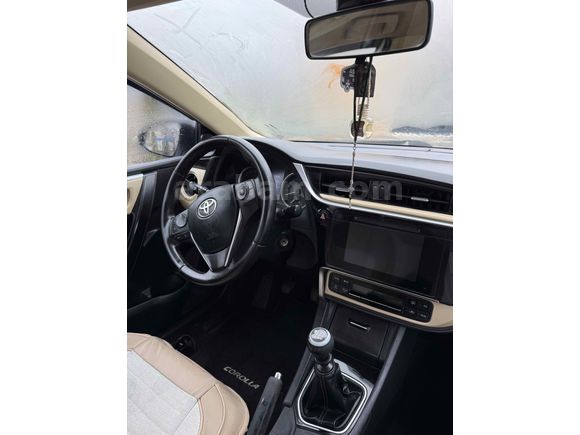 Sahibinden Toyota Corolla 1.6 Touch 2018 Model 