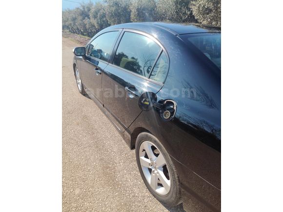 Sahibinden Honda Civic 1.6i VTEC Elegance 2011 Model