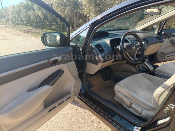 Sahibinden Honda Civic 1.6i VTEC Elegance 2011 Model