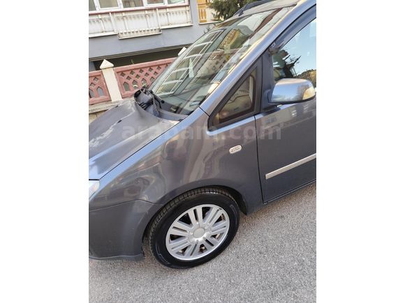 Sahibinden Ford C-Max 1.6 TDCi Ghia 2005 Model  162.000 km Füme