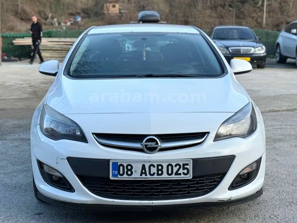 Sahibinden Opel Astra 1.4 T Edition Plus 2019 Model  240.000 km Beyaz