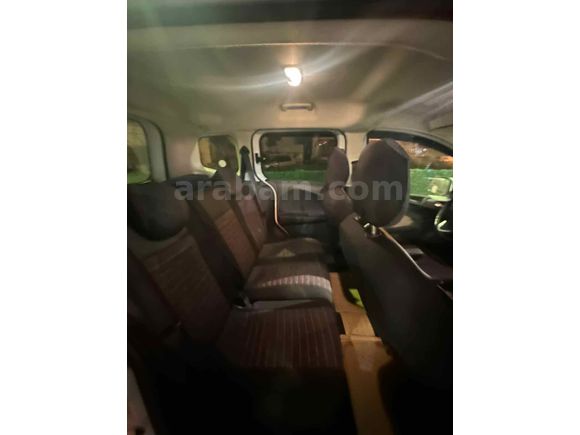 Sahibinden Ford Tourneo Courier 1.6 TDCi Titanium Plus 2016 Model 