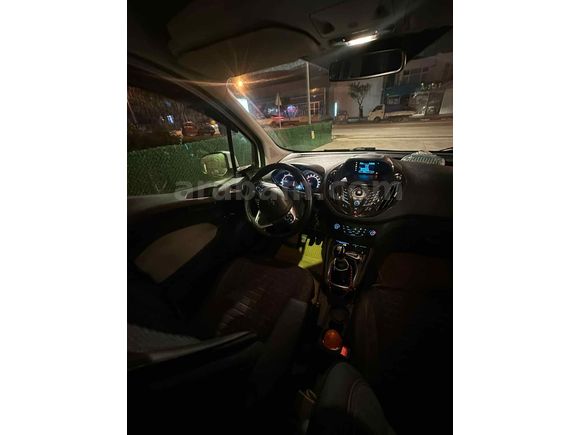 Sahibinden Ford Tourneo Courier 1.6 TDCi Titanium Plus 2016 Model 