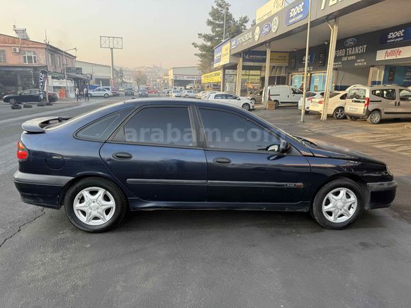 Sahibinden Renault Laguna 1.6 RXE 2001 Model 