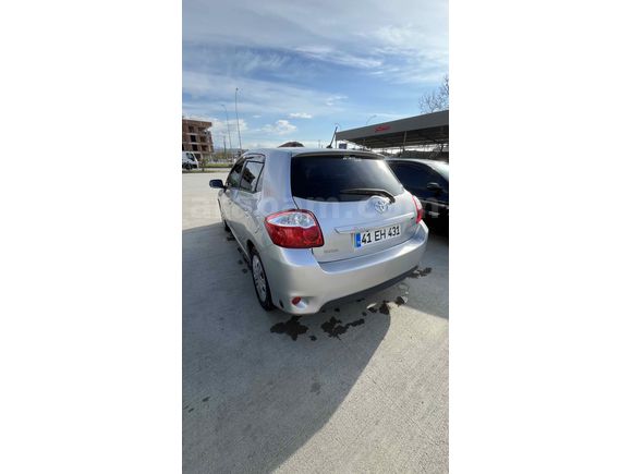 Sahibinden Toyota Auris 1.33 Comfort 2010 Model 
