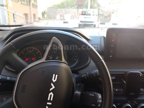 Sahibinden Dacia Sandero Stepway 1.0 Tce Expression 2023 Model
