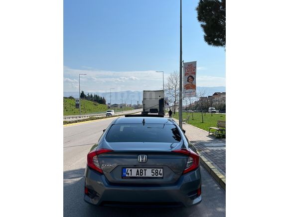 Sahibinden Honda Civic 1.6i VTEC Eco Executive 2018 Model Kocaeli
