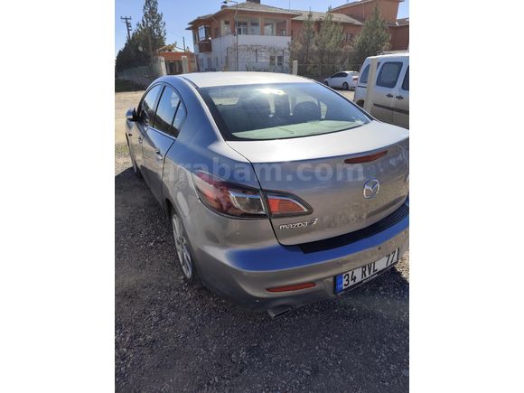 Sahibinden Mazda 3 1.6 Mirai 2012 Model