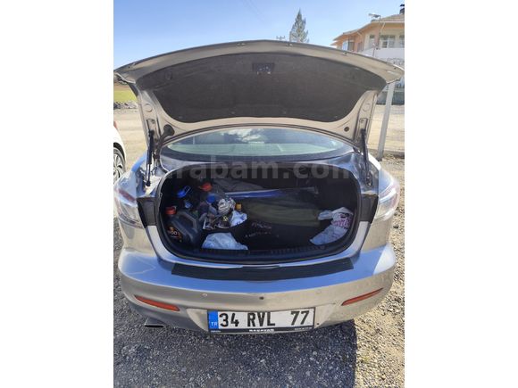 Sahibinden Mazda 3 1.6 Mirai 2012 Model