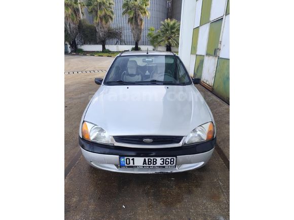 Sahibinden Ford Fiesta 1.25 Flair 2000 Model