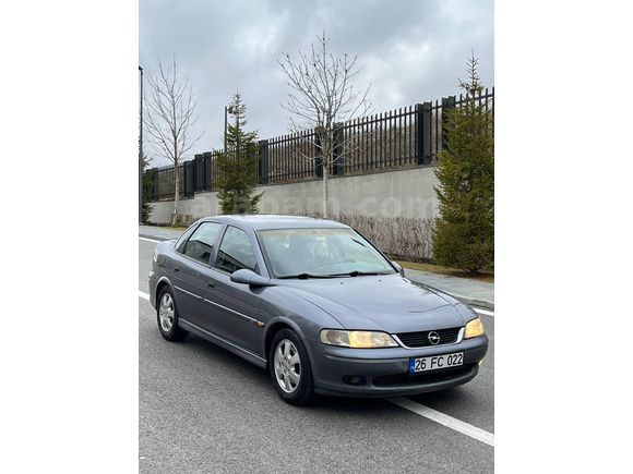 Sahibinden Değişensiz Opel Vectra 1.6 Elegance 2001 Model