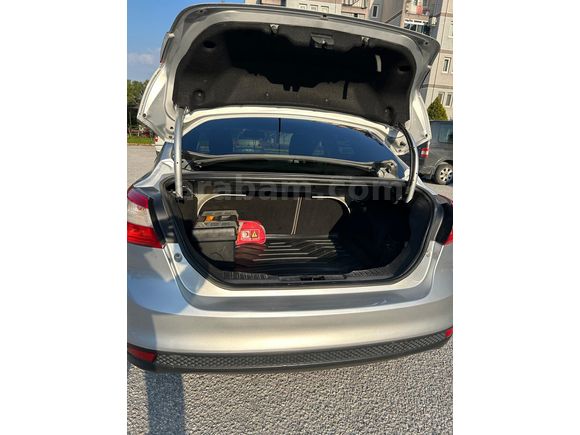 Sahibinden tesla ekran Ford Focus 1.6 TDCi trend x