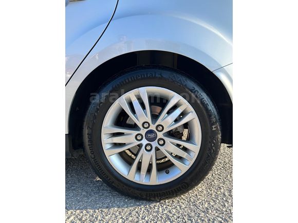 Sahibinden tesla ekran Ford Focus 1.6 TDCi trend x