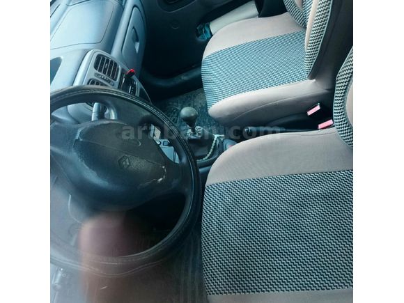Sahibinden Renault Clio 1.4 RNA 2001 Model