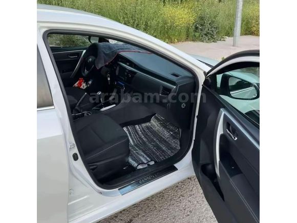 Sahibinden Toyota Corolla 1.4 D-4D Touch 2015 Model