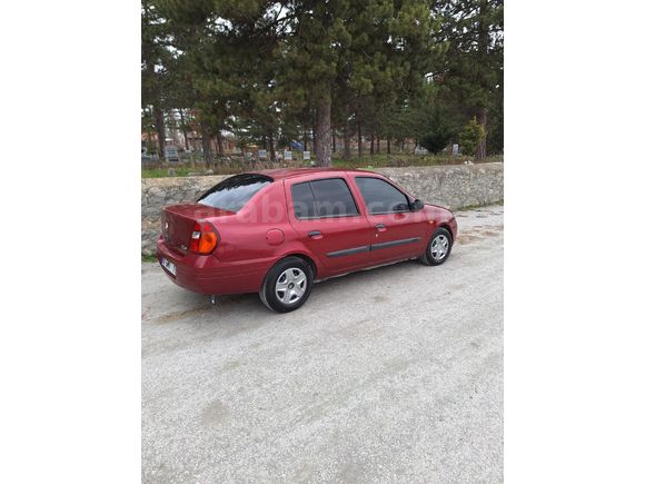 Sahibinden Renault Clio 1.4 RNA 2000 Model