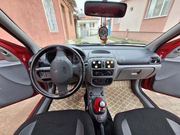 Sahibinden Renault Clio 1.4 RNA 2000 Model