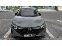 Sahibinden Nissan Qashqai 1.3 DIG-T Sky Pack 2024 Model  Elektrikli Bagaj  Çif Renk Yan  Basamak