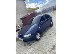 Sahibinden Fiat Palio 1.4 RT 2000 Model  278.000 km Lacivert ses sistemi mevcut
