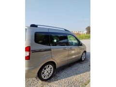 Sahibinden Ford Tourneo Courier 1.6 TDCi Titanium Plus 2015 Model  206.000 km Şampanya
