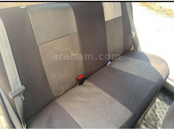 Sahibinden Renault Clio 1.4 Authentique 2004 Model