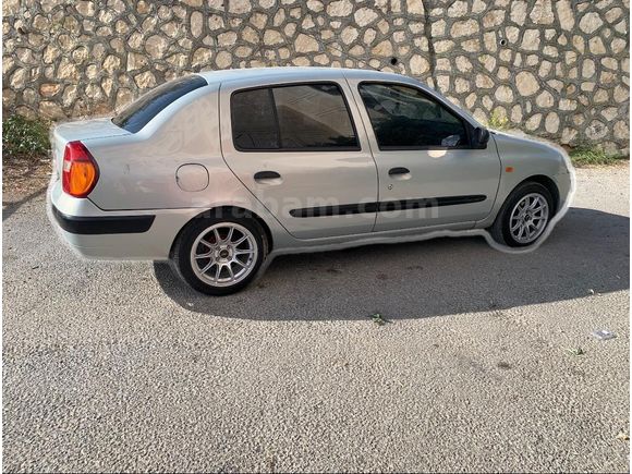 Sahibinden Renault Clio 1.4 Authentique 2004 Model