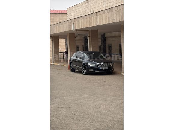 Sahibinden Skoda SuperB 1.6 TDI Elegance 2011 Model