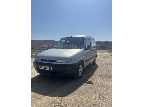 Sahibinden otomobil ruhsatlı Peugeot Partner 1.9 D Combi 2002 Model 