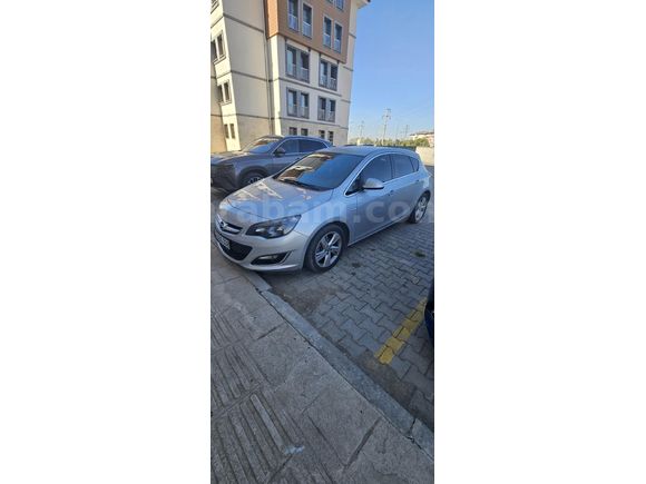 Sahibinden Opel Astra 1.4 T Sport 2014 Model  134.000 km Gri (Gümüş)