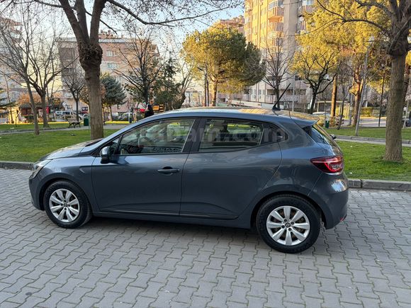 Sahibinden Renault Clio 1.0 SCe Joy 2020 Model 
