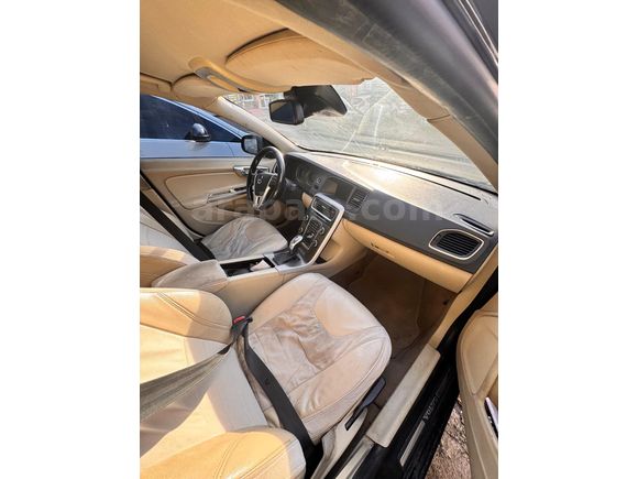 Sahibinden Volvo S60 1.6 D Premium 2013 Model