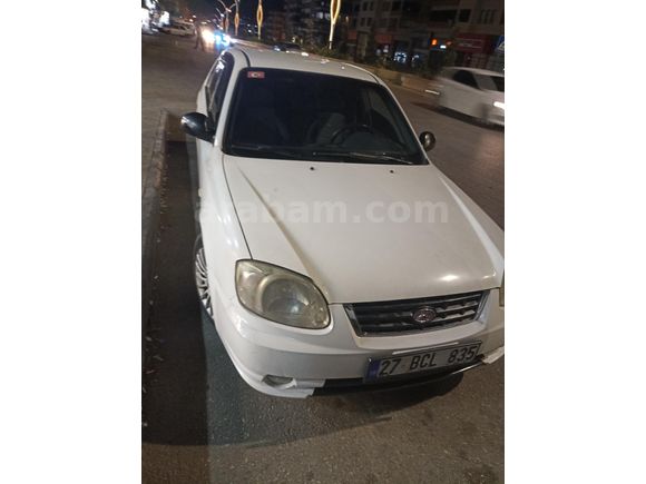 Sahibinden Hyundai Accent 1.5 CRDi Admire 2005 Model Gaziantep 250.000 km Beyaz