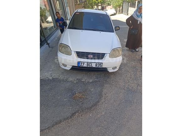 Sahibinden Hyundai Accent 1.5 CRDi Admire 2005 Model Gaziantep 250.000 km Beyaz